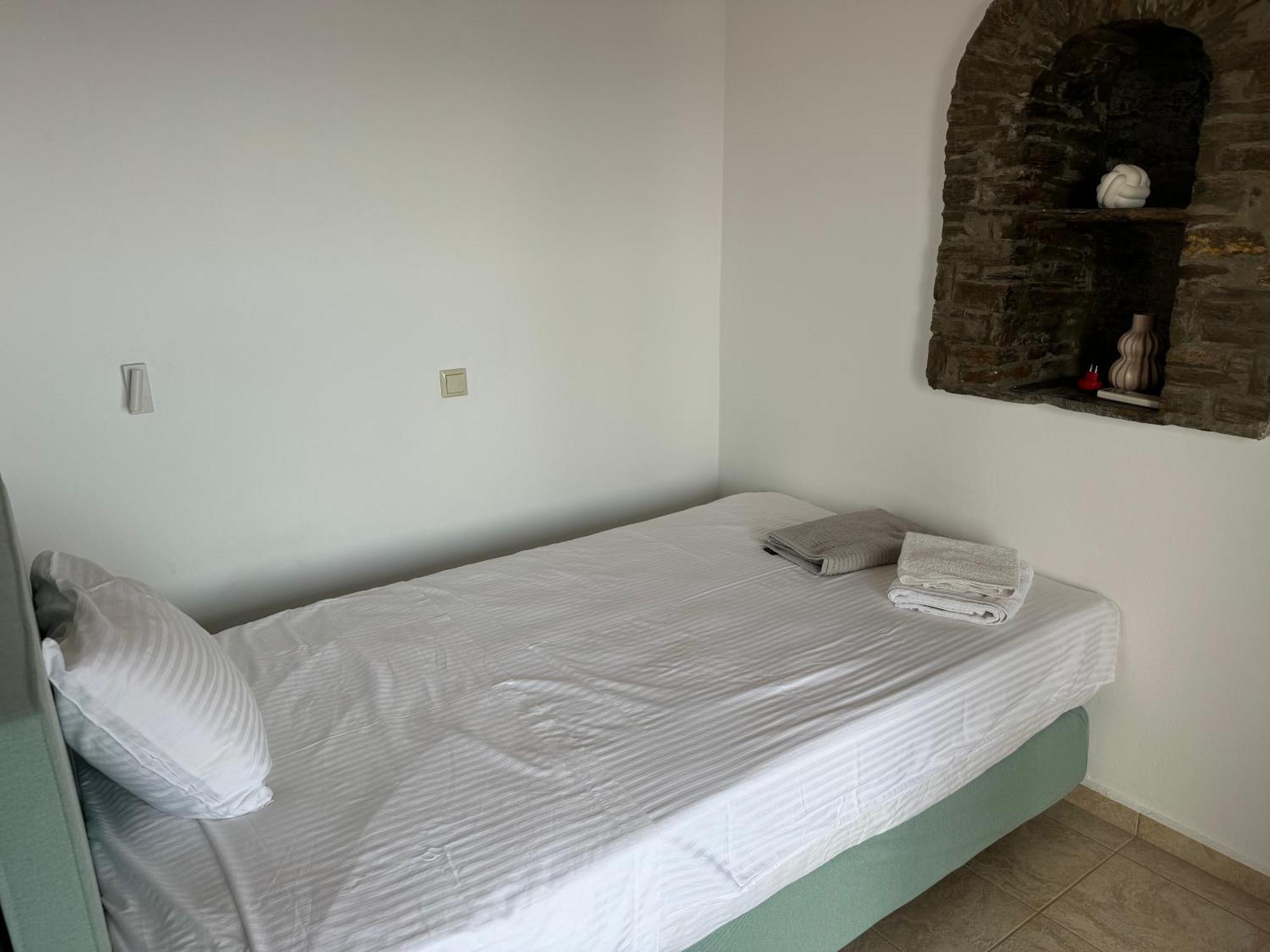 Andros Escape Condos Korthio Εξωτερικό φωτογραφία
